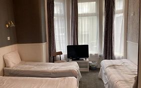 Iona Hotel
